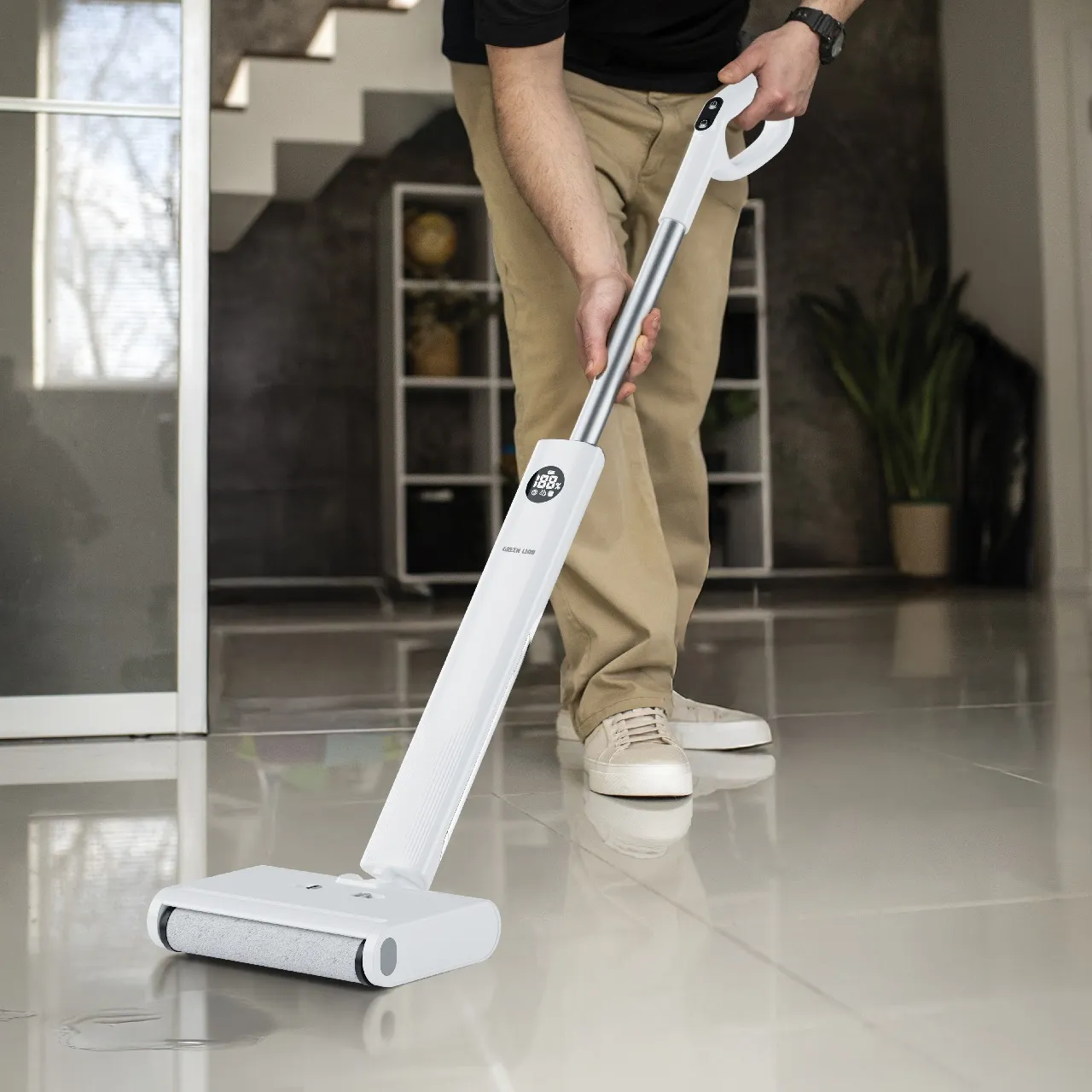 Green Lion Hydro Pro Wet Dry Mop and Vacuum Cleaner – White