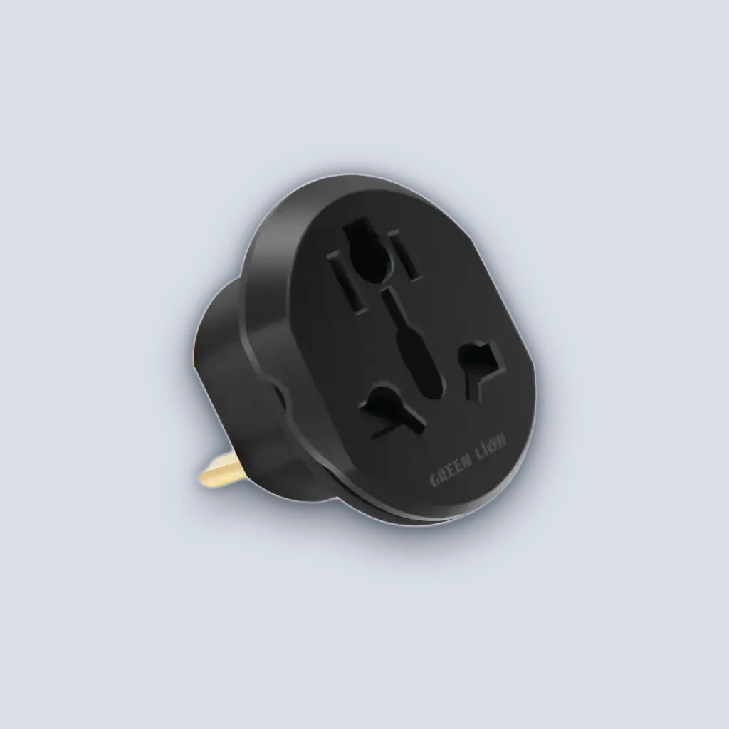 Green Lion Green Lion Universal Conversion Plug 2 UK – Black
