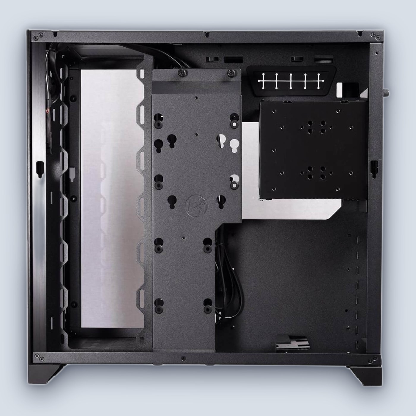 Lian-Li O11DX Dynamic Black PC Case — image 3
