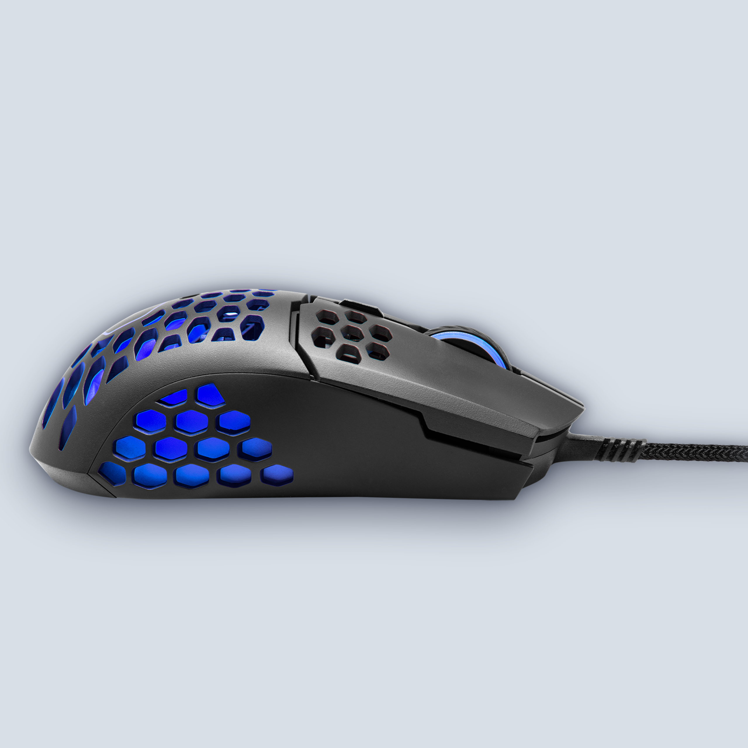 CoolerMaster MM711 RGB Gaming Mouse — image 4