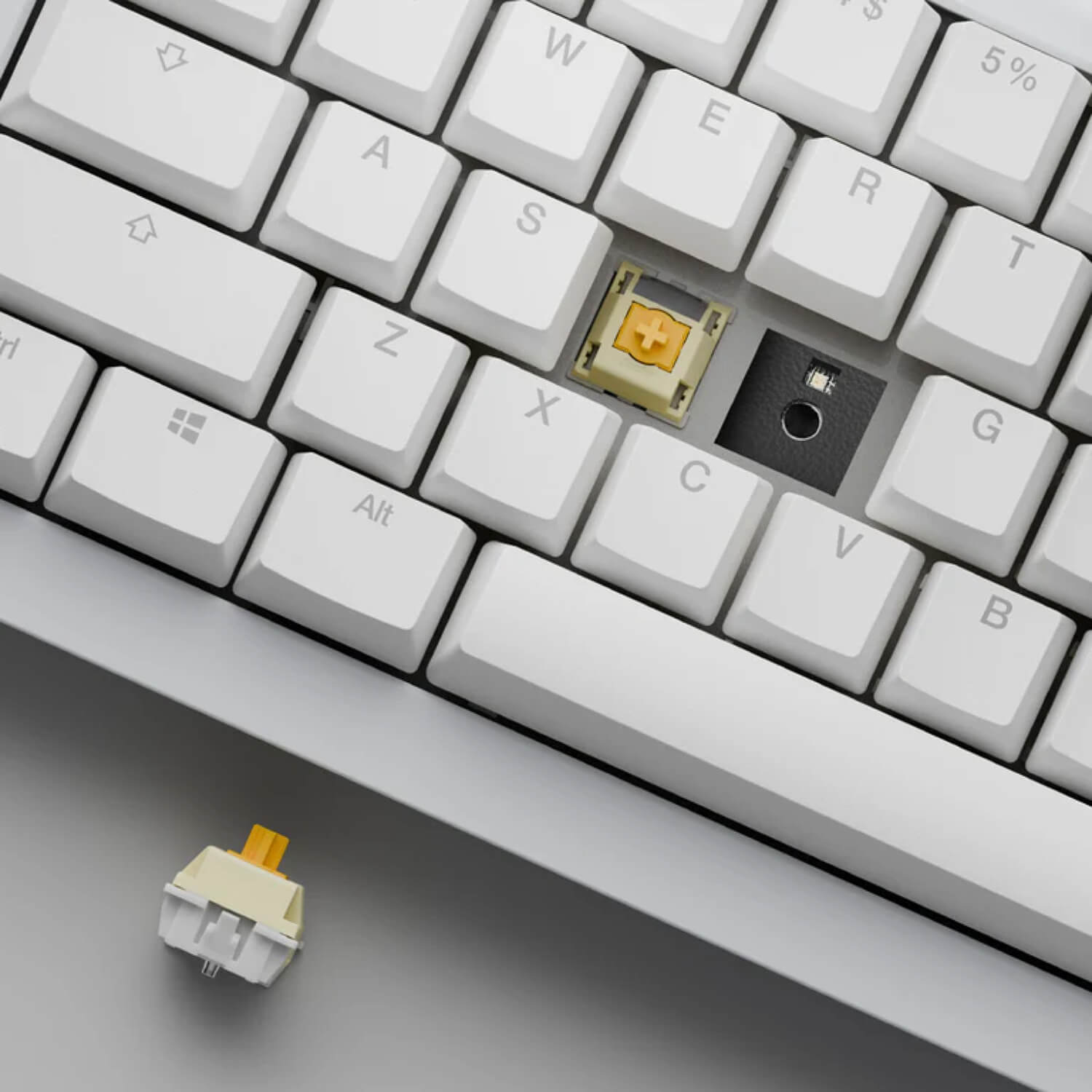 Ducky One X Mini Wireless Analog Switch White (Hebrew/English) Wireless Mechanical Keyboard — image 5